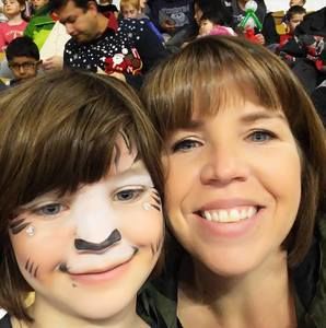 Meet your Posher, Devon